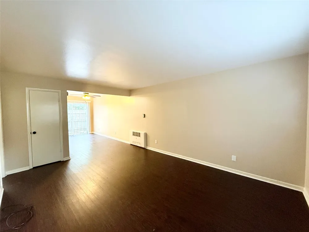 10450 E Northwest Highway Dallas, TX 75238