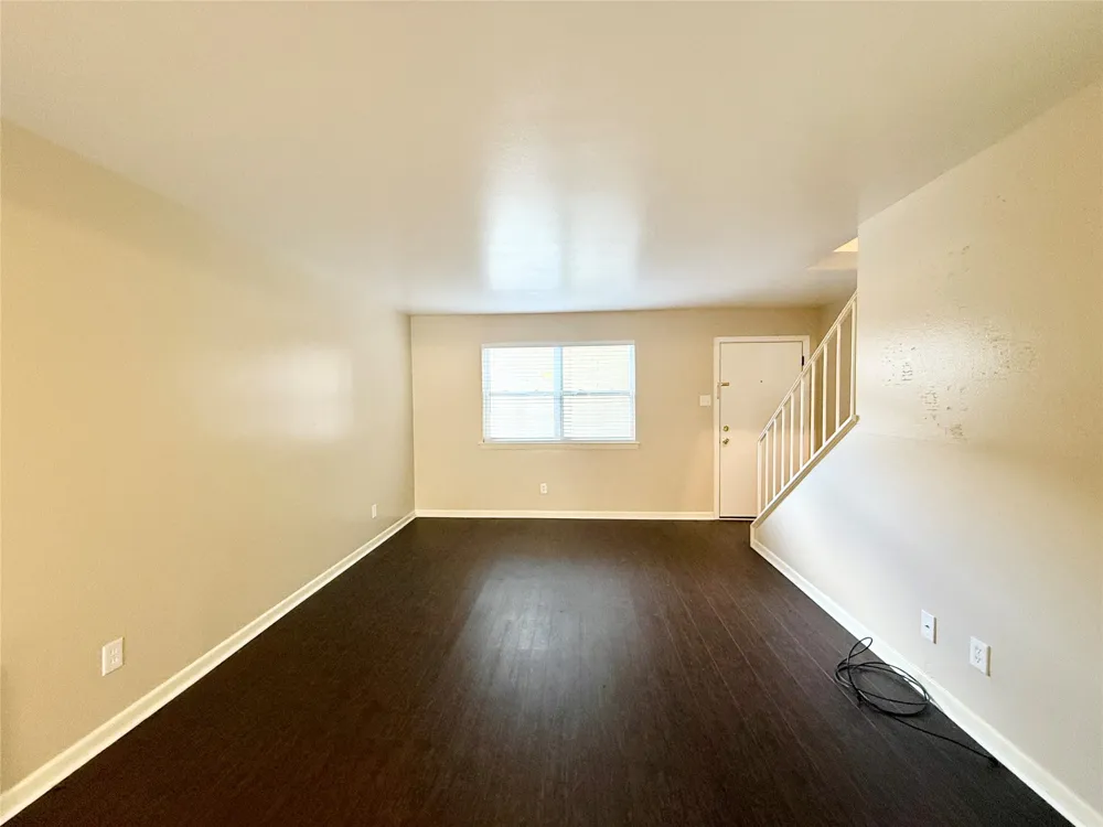 10450 E Northwest Highway Dallas, TX 75238