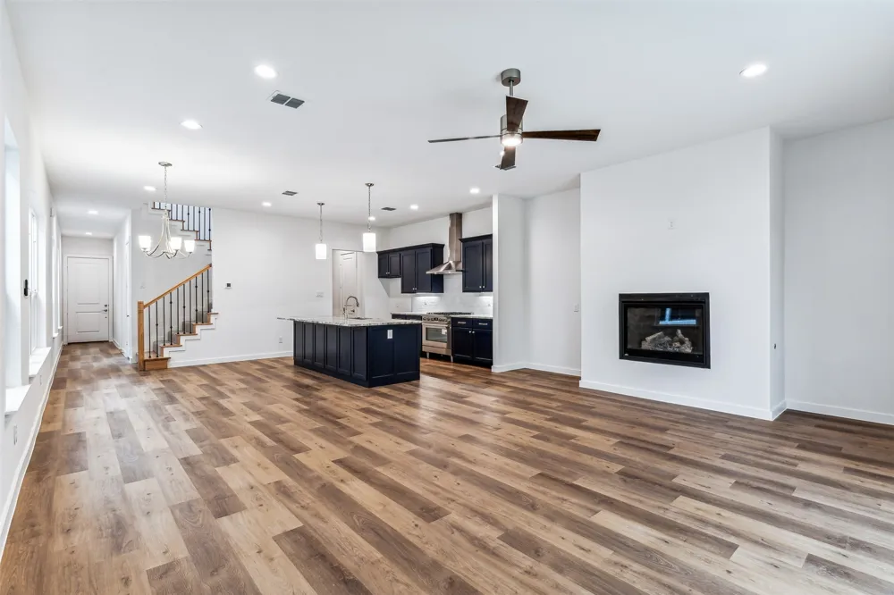 239 Athenia Drive Fort Worth, TX 76114