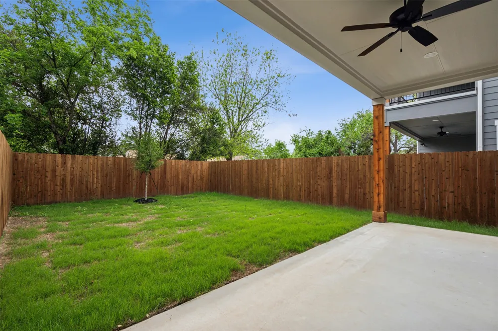 239 Athenia Drive Fort Worth, TX 76114