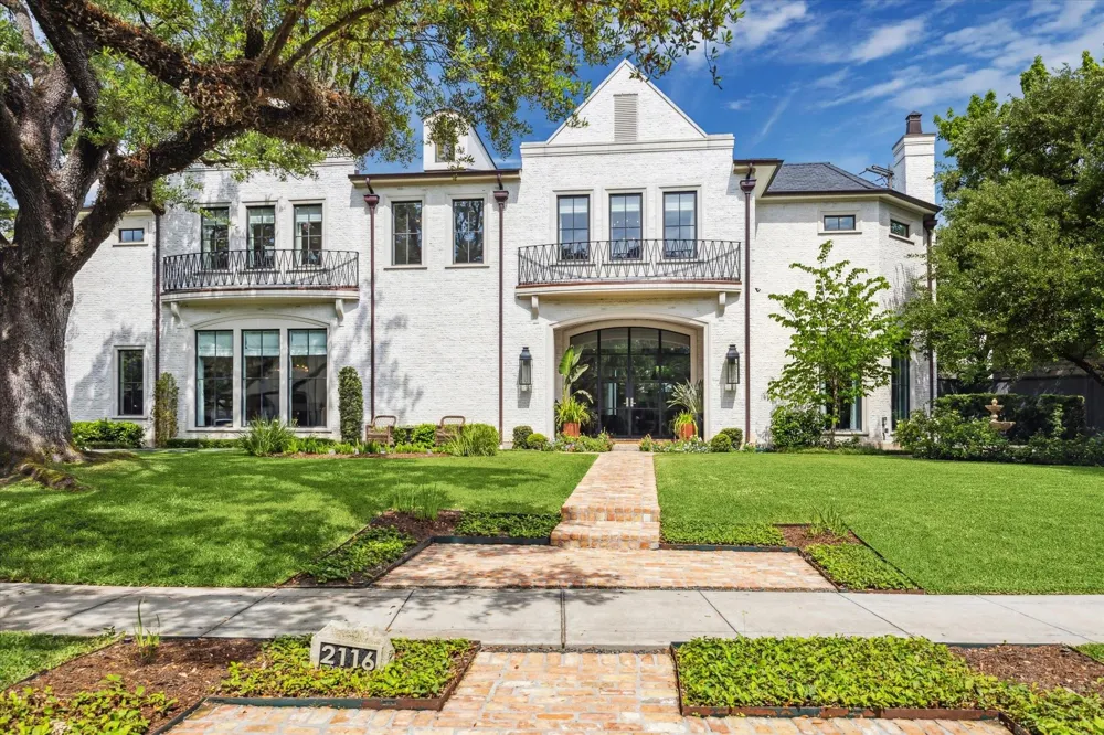 2116 Looscan Lane Houston, TX 77019