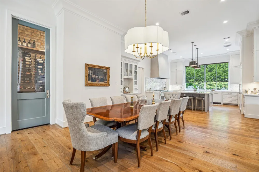 2116 Looscan Lane Houston, TX 77019