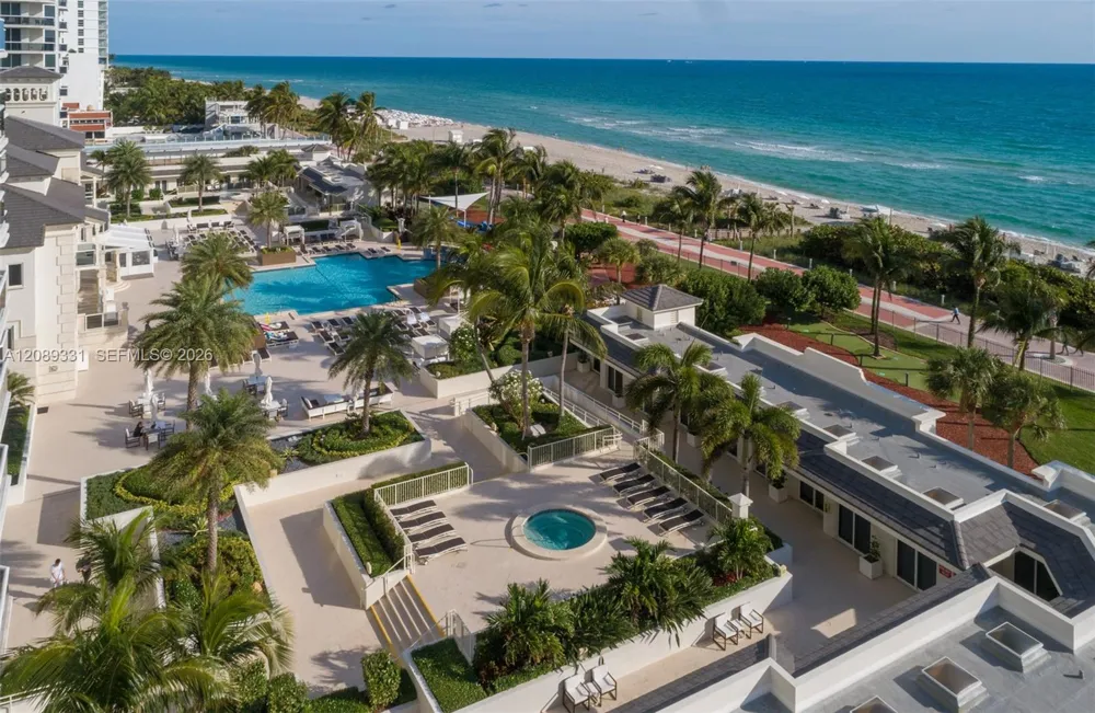 4779 Collins Ave #2805 Miami Beach, FL 33140