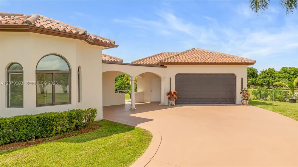 20970 SW 264th St Homestead, FL 33031