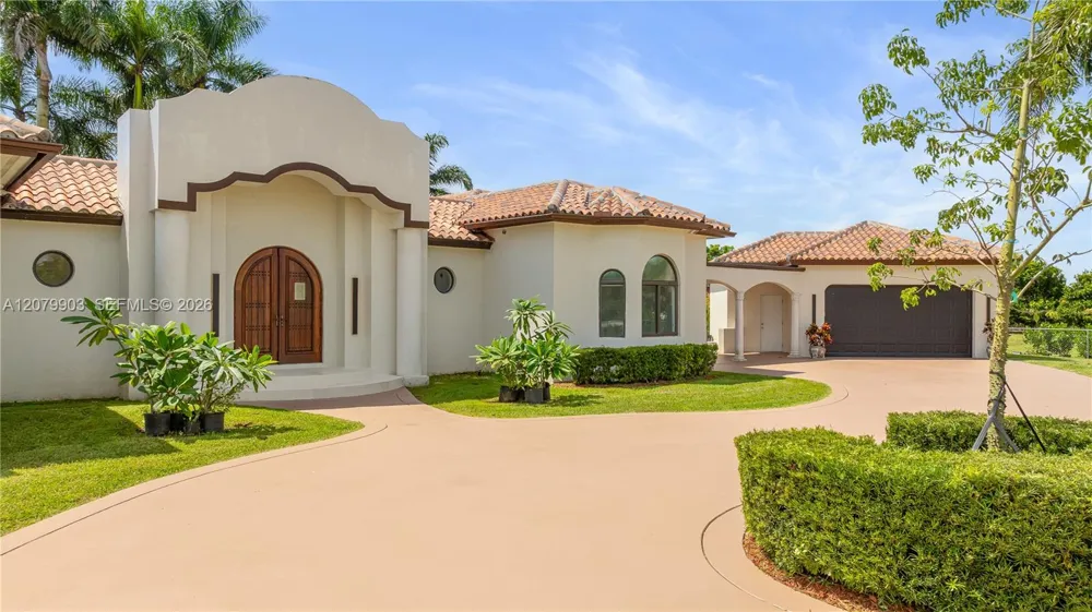 20970 SW 264th St Homestead, FL 33031