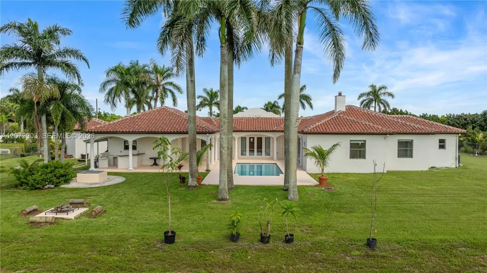 20970 SW 264th St Homestead, FL 33031