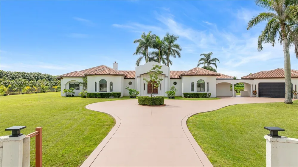 20970 SW 264th St Homestead, FL 33031