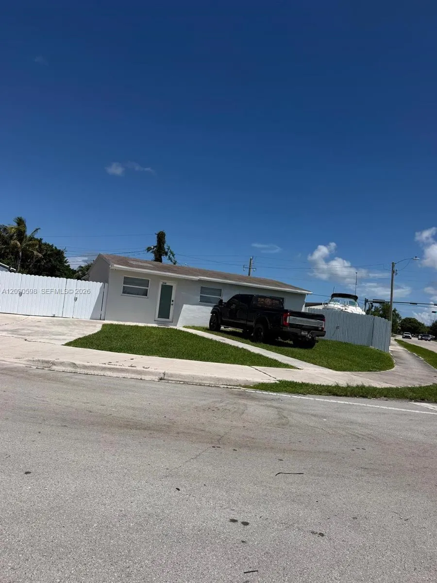 22365 SW 112th Ct Miami, FL 33170