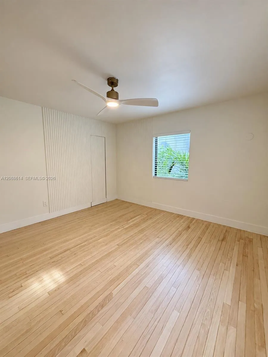 327 W 28th St Miami Beach, FL 33140