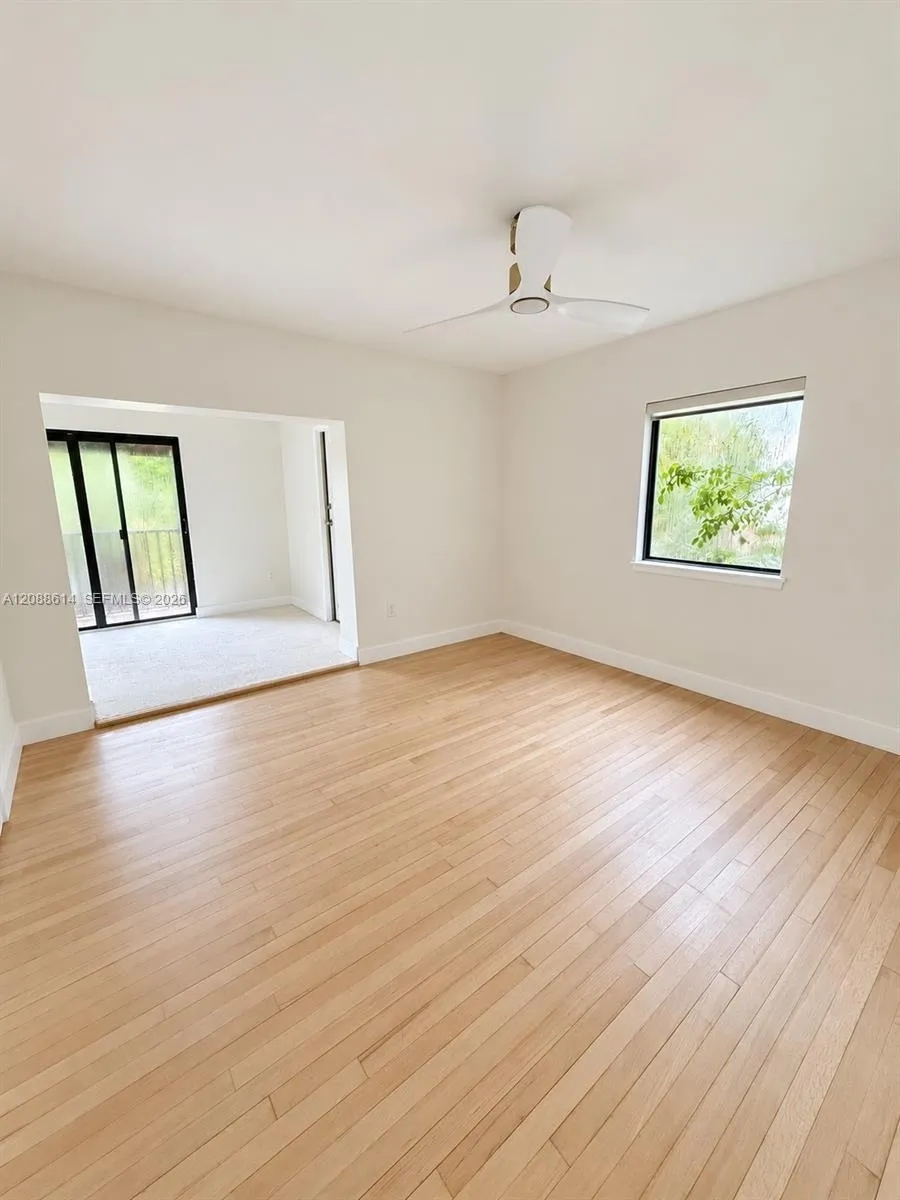 327 W 28th St Miami Beach, FL 33140