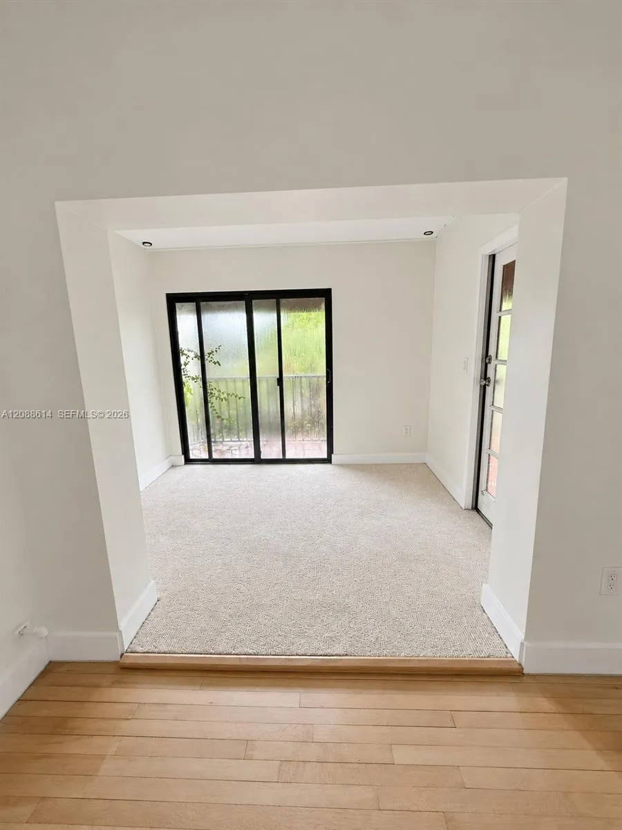 327 W 28th St Miami Beach, FL 33140