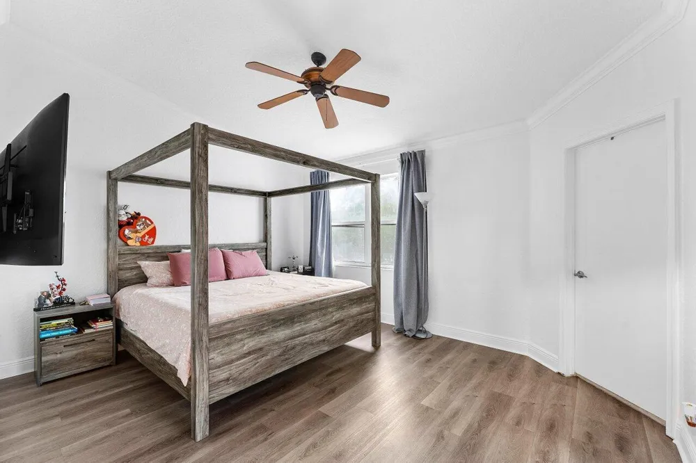 16856 SW 1ST PLACE Pembroke Pines, FL 33027