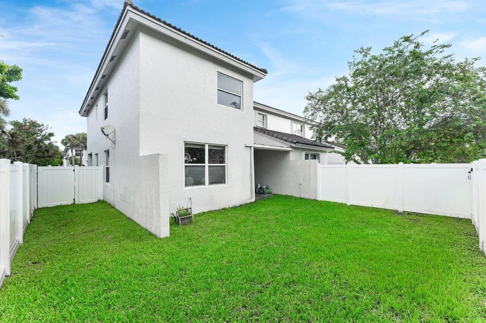 16856 SW 1ST PLACE Pembroke Pines, FL 33027