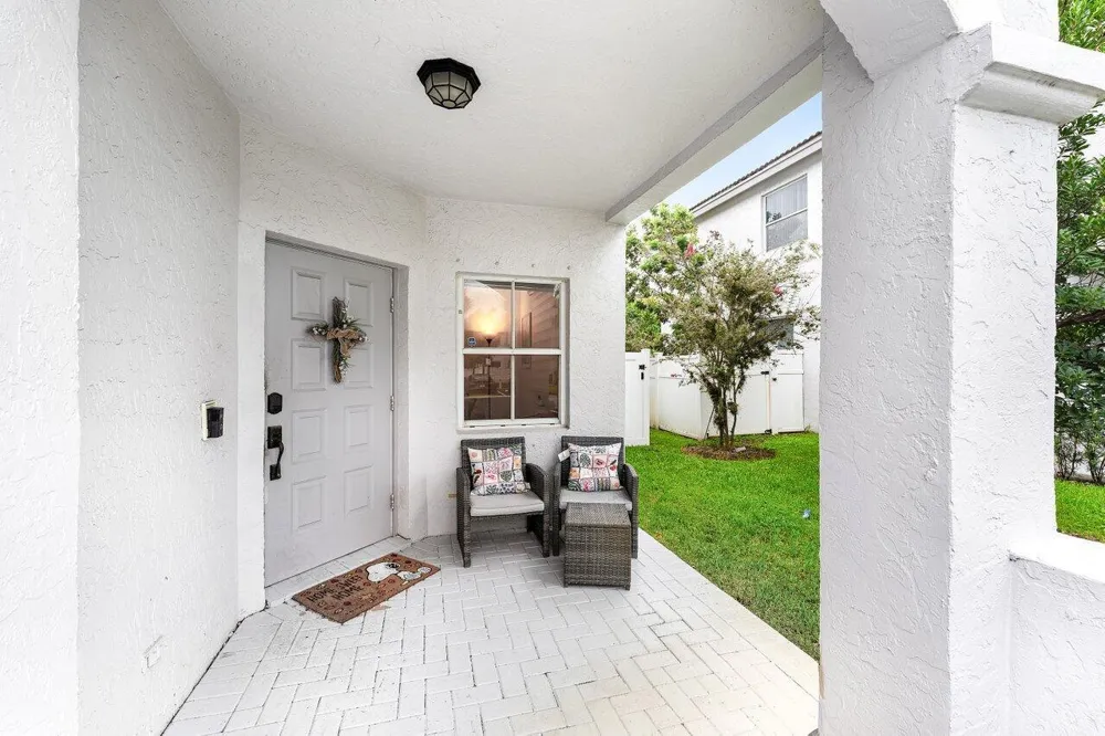 16856 SW 1ST PLACE Pembroke Pines, FL 33027