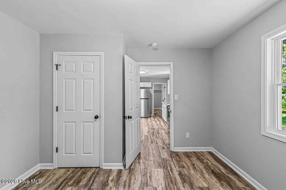 100 Banks Street Jacksonville, NC 28540