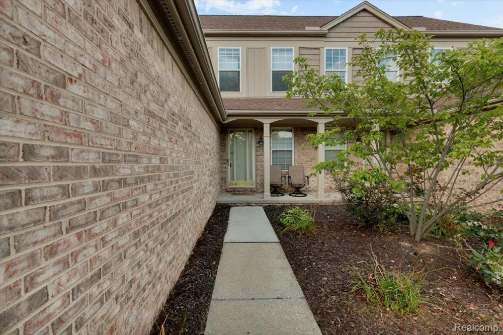 3947 Hunters Circle E Canton Charter Township, MI 48188