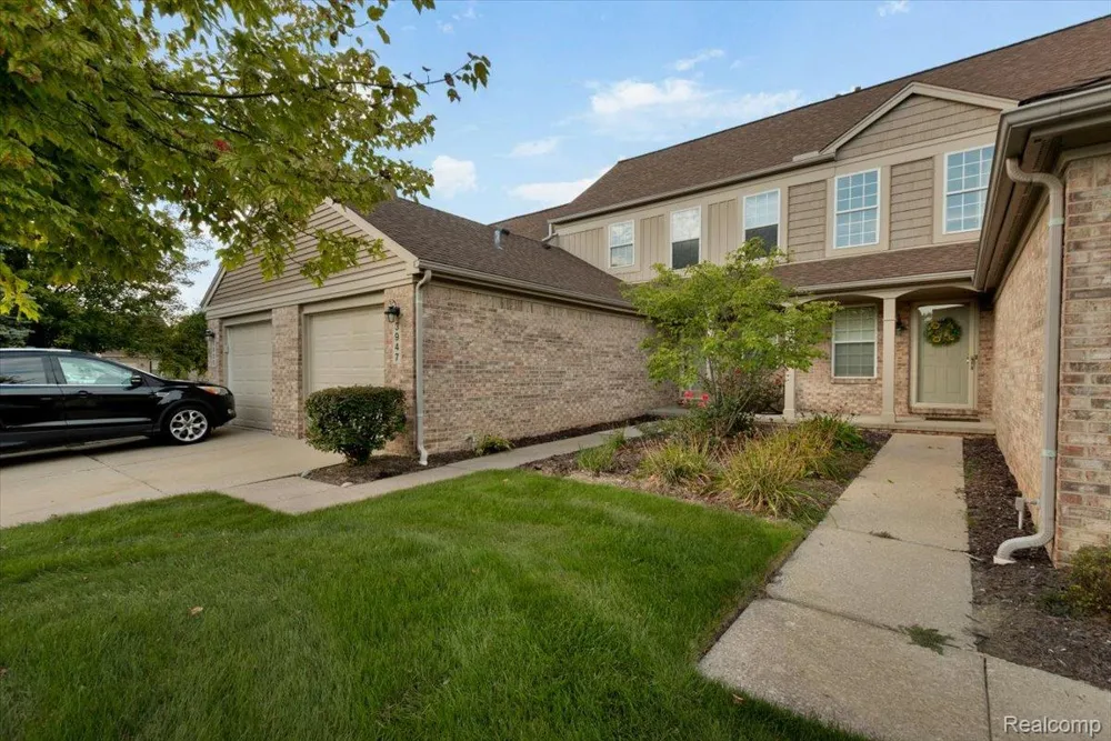 3947 Hunters Circle E Canton Charter Township, MI 48188