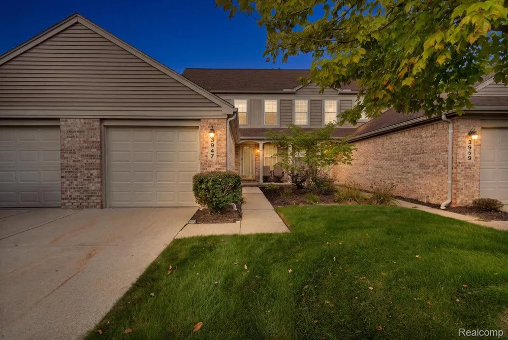 3947 Hunters Circle E Canton Charter Township, MI 48188
