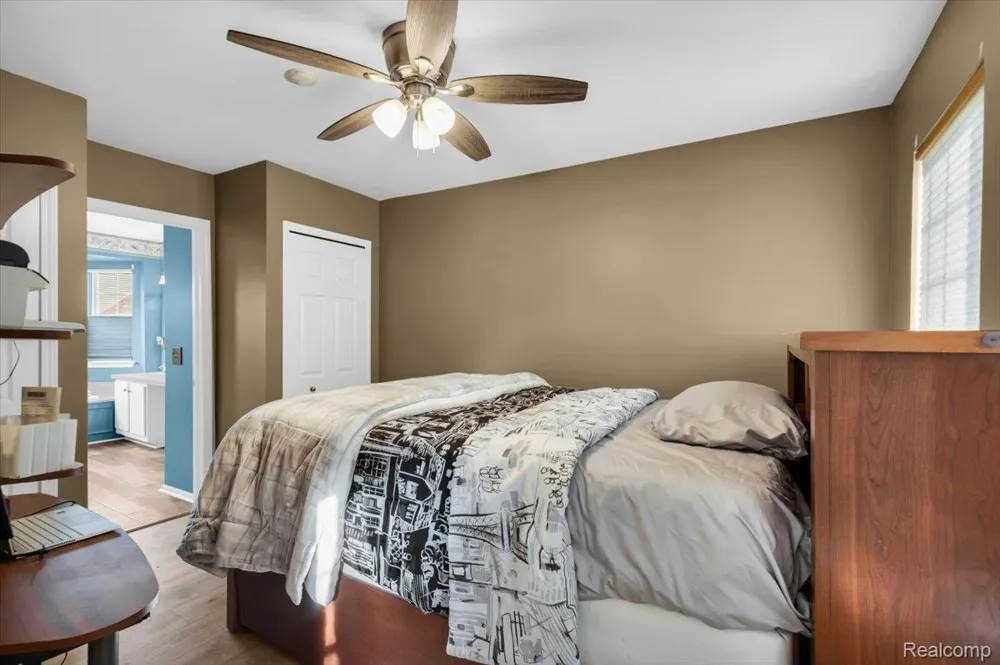 3947 Hunters Circle E Canton Charter Township, MI 48188