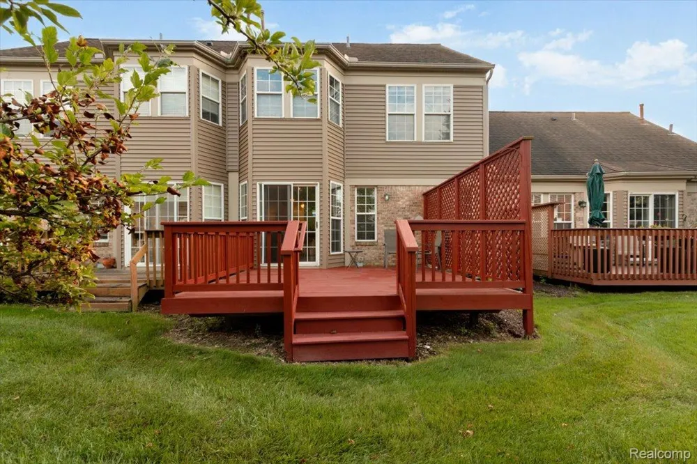 3947 Hunters Circle E Canton Charter Township, MI 48188