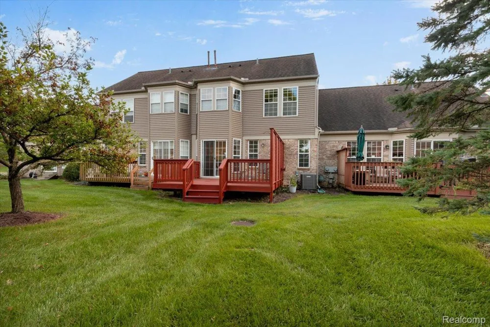 3947 Hunters Circle E Canton Charter Township, MI 48188