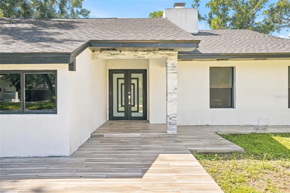 12726 BARRETT DRIVE Tampa, FL 33624