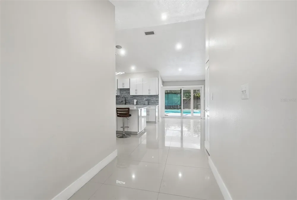 12726 BARRETT DRIVE Tampa, FL 33624