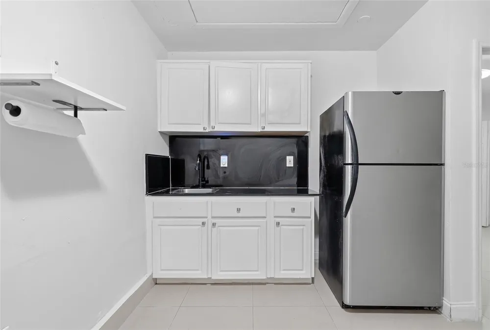 12726 BARRETT DRIVE Tampa, FL 33624