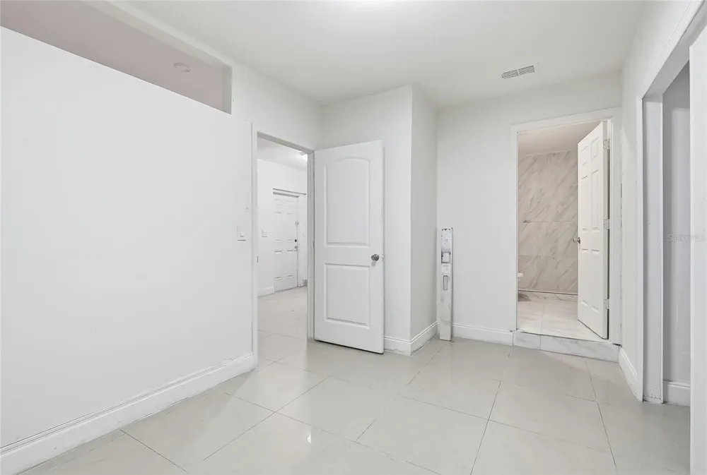 12726 BARRETT DRIVE Tampa, FL 33624