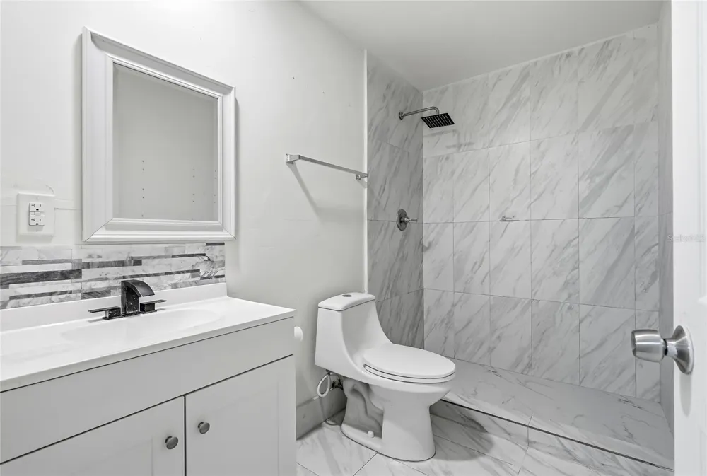 12726 BARRETT DRIVE Tampa, FL 33624