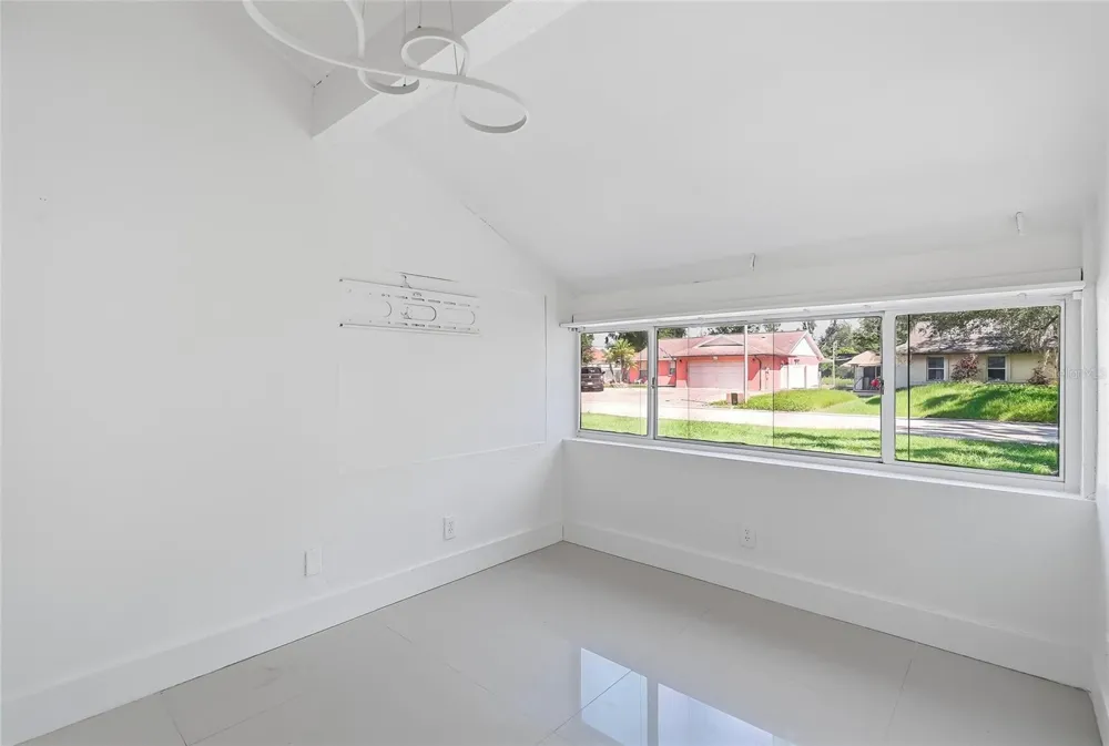 12726 BARRETT DRIVE Tampa, FL 33624