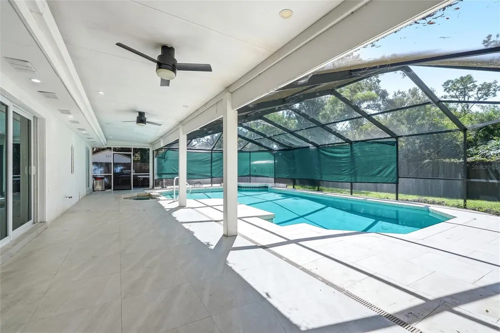12726 BARRETT DRIVE Tampa, FL 33624