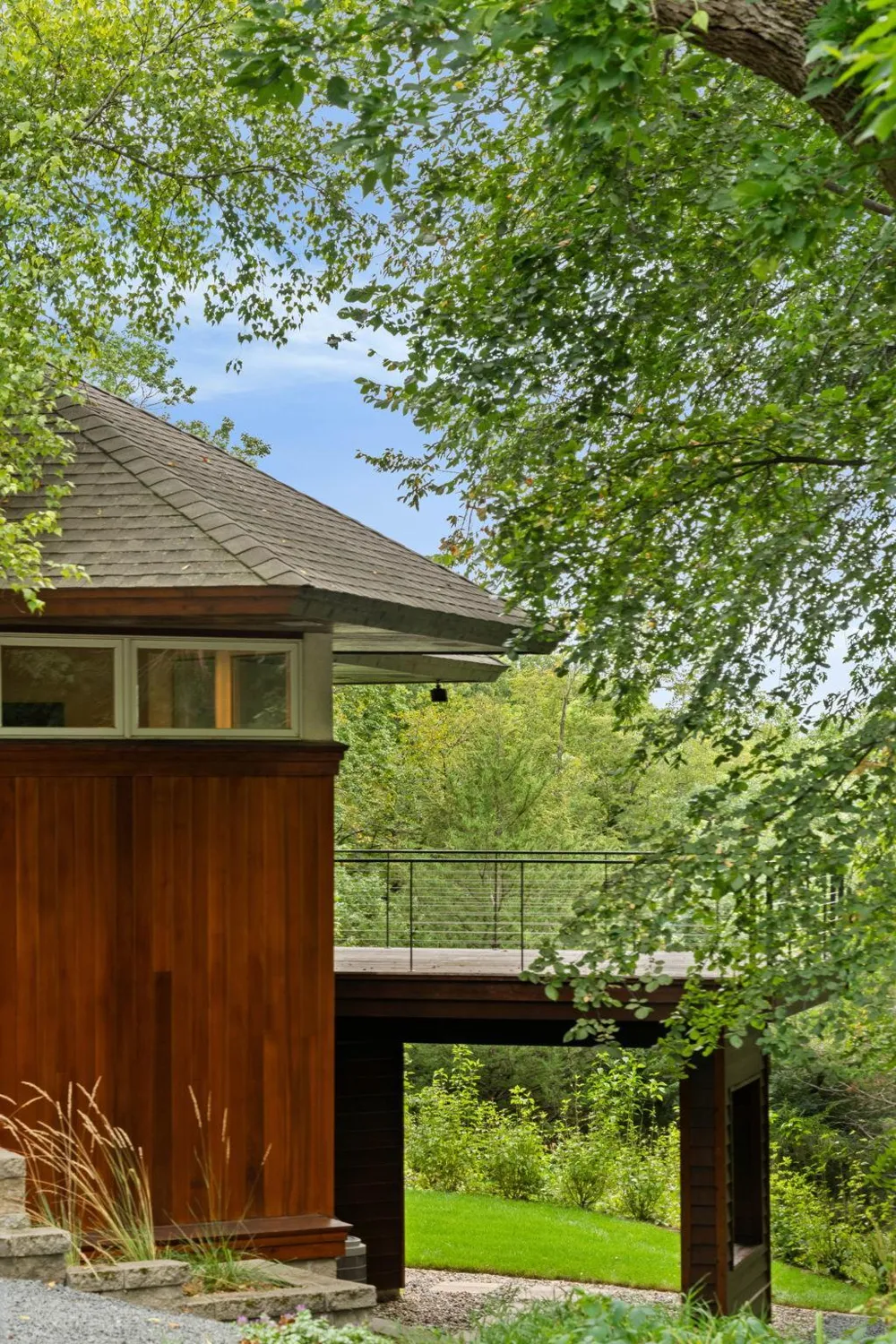 10321 Heidi Lane Chanhassen, MN 55318