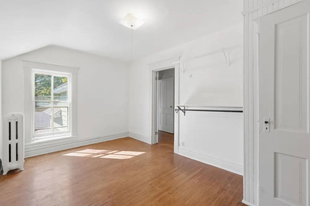1152 Ross Avenue Saint Paul, MN 55106
