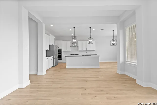 159 Azalea Aly Castroville, TX 78009