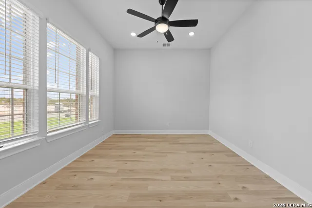159 Azalea Aly Castroville, TX 78009