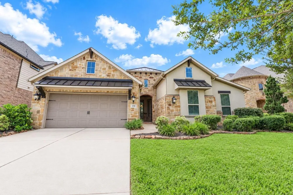 3718 Pinebrook Hollow Lane Spring, TX 77386