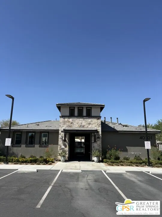 41389 Penn Drive Palm Desert, CA 92211