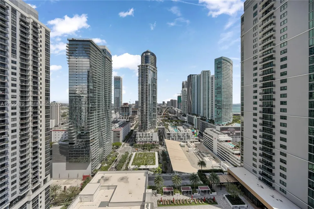 159 NE 6 #2402 Miami, FL 33132