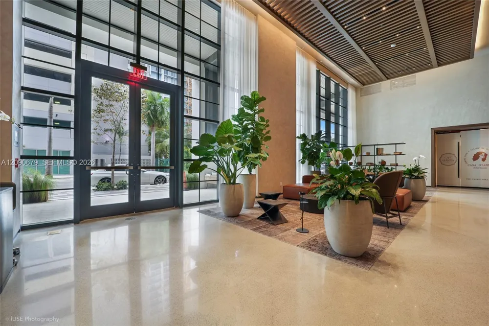 159 NE 6 #2402 Miami, FL 33132