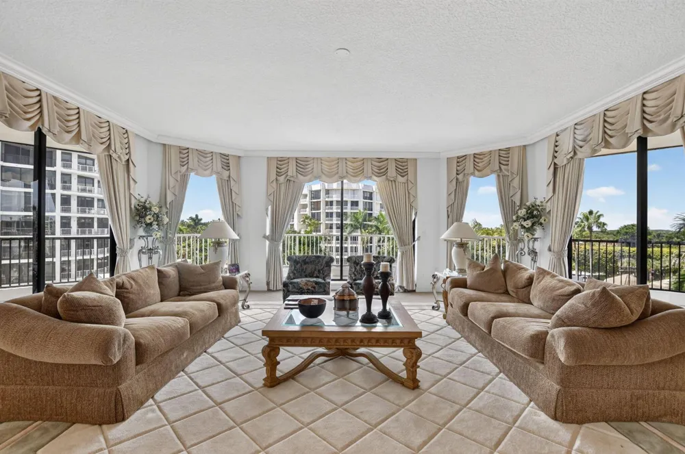 20320 Fairway Oaks Drive #354 Boca Raton, FL 33434