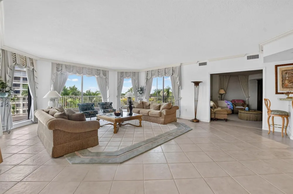 20320 Fairway Oaks Drive #354 Boca Raton, FL 33434