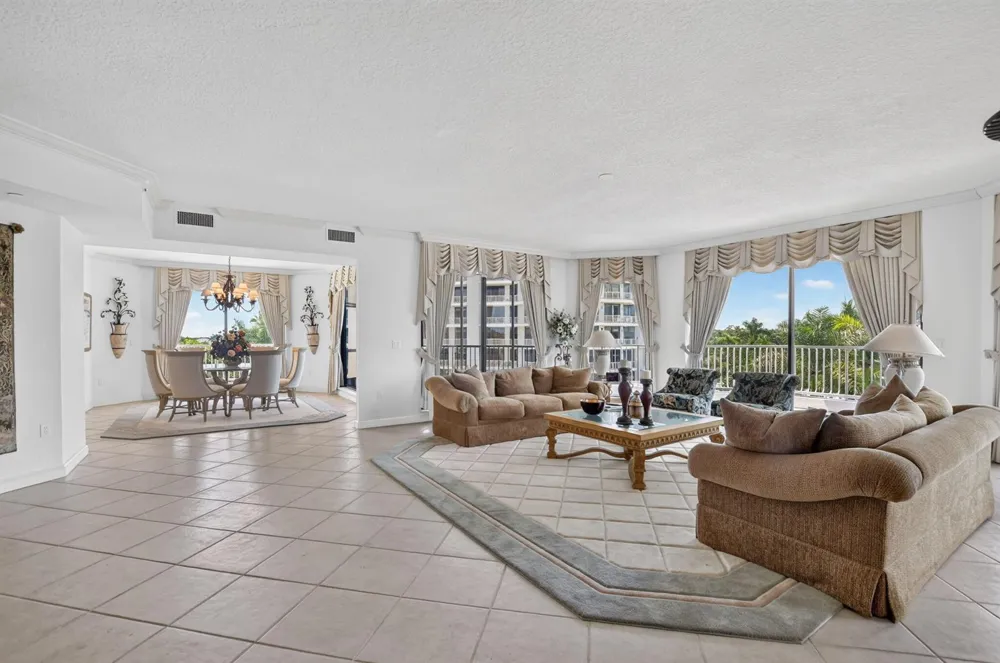 20320 Fairway Oaks Drive #354 Boca Raton, FL 33434