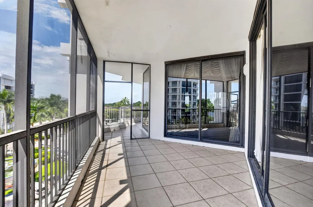 20320 Fairway Oaks Drive #354 Boca Raton, FL 33434