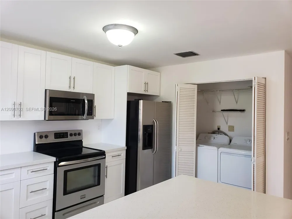 6440 SW 130 AV #409 Miami, FL 33183