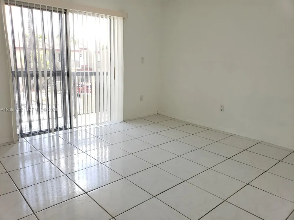 6440 SW 130 AV #409 Miami, FL 33183