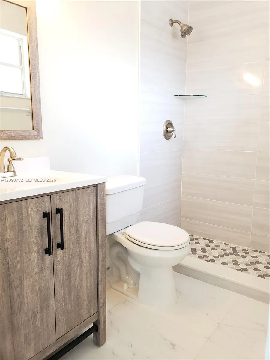 6440 SW 130 AV #409 Miami, FL 33183