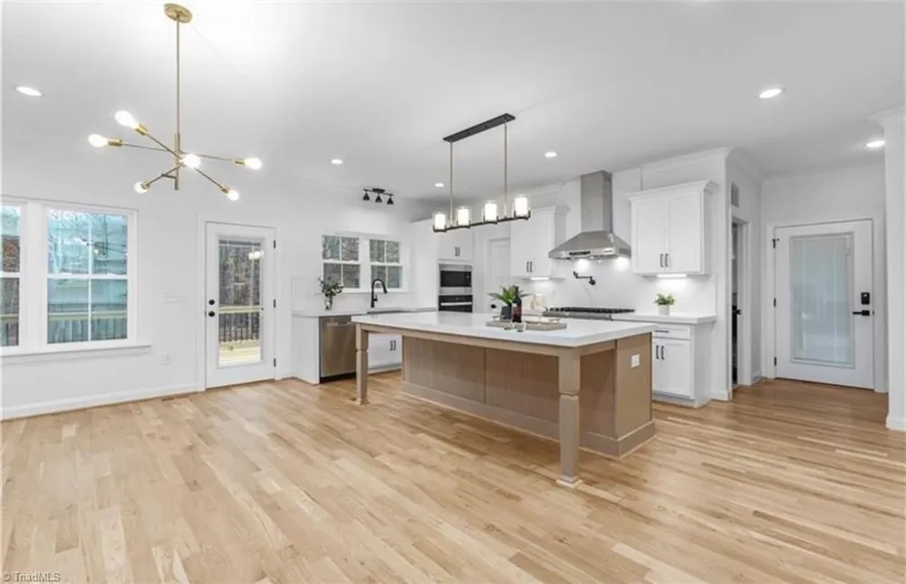 7216 Woodfield Heights Drive Stokesdale, NC 27357