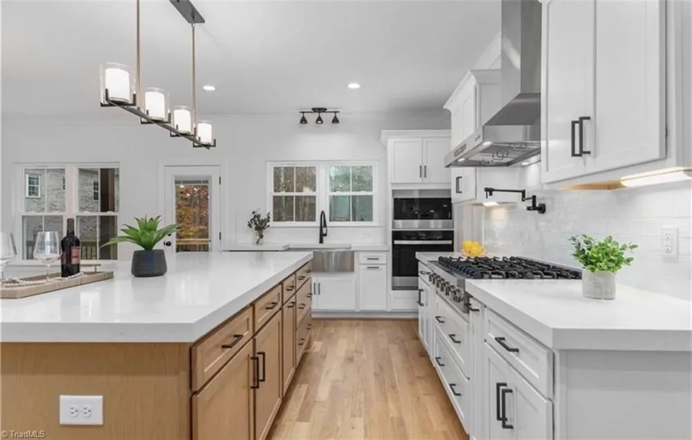 7216 Woodfield Heights Drive Stokesdale, NC 27357