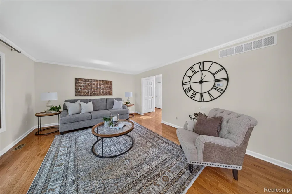 48040 Brewster Court Plymouth Charter Township, MI 48170